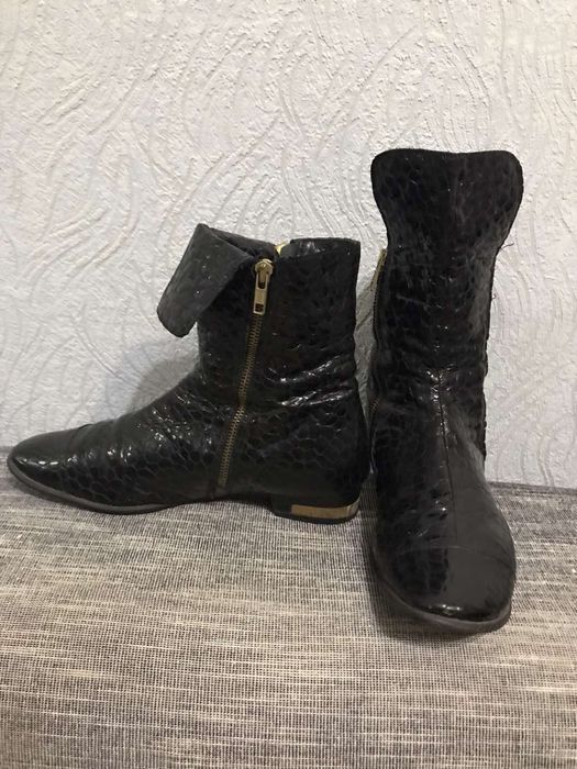 Продам ботинки кожанные