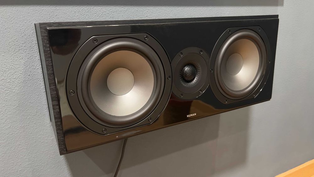 Hi-Fi coluna Numan Reference 803 – Preta | 120 W RMS, 60 Hz–20 kHz