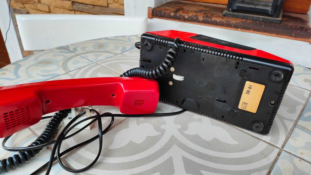 Telefon analogowy stacjonarny PRL Tanio