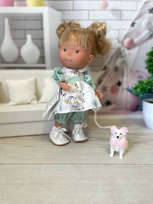 Лялька Піппа у фірмовому одязі Кукла Пиппа Нинес Pippa Nines Різні