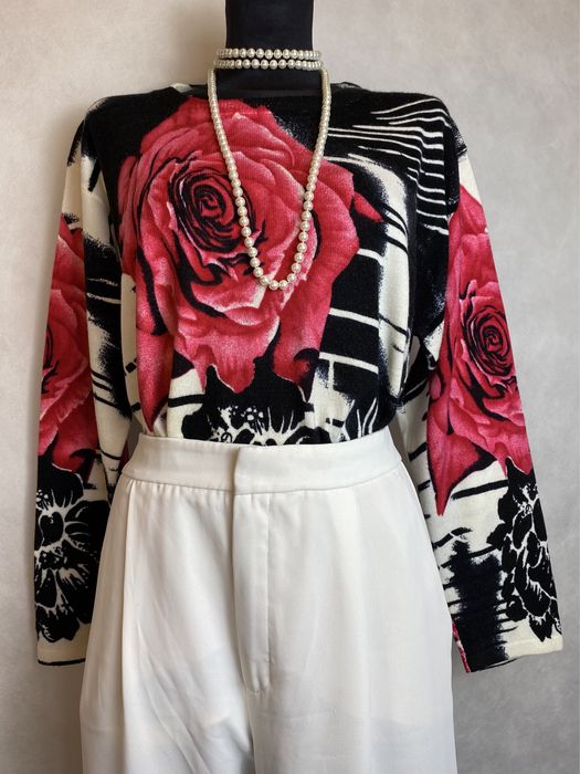Sweter damski czarny w róże kwiaty wzory wełna elegancki 40 L XL