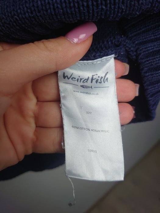 Granatowy sweter Weird Fish  60% bawełna