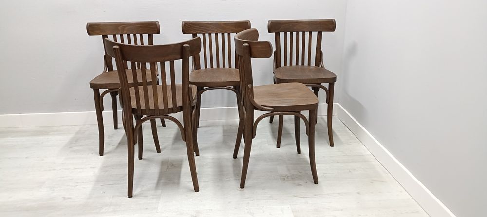 Krzesła Thonet Fameg Radomsko po renowacji restauracja dostępne 30szt