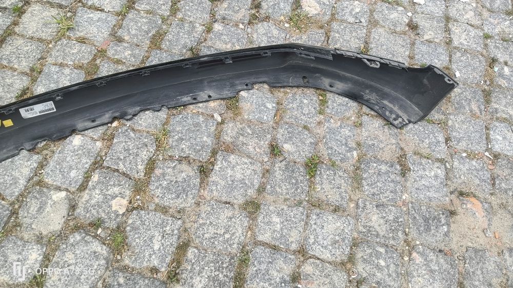 Spoiler avental de parachoques Renault Megane e-tech 2022