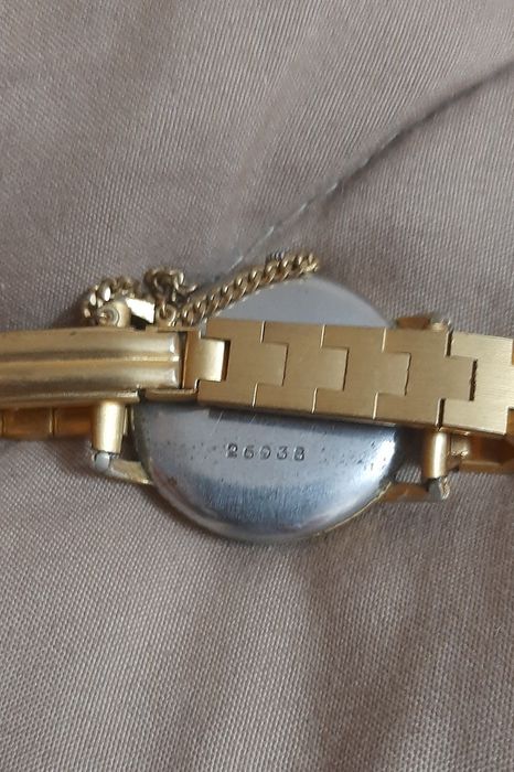 4 relógios vintage