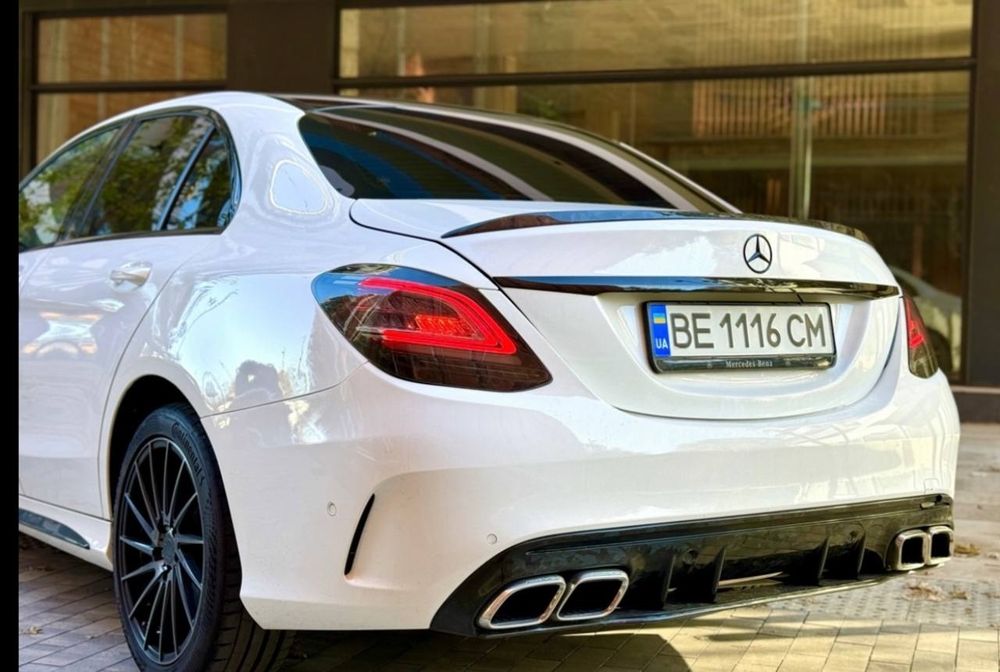 Продам мерседеса C 220 у W205 кузові