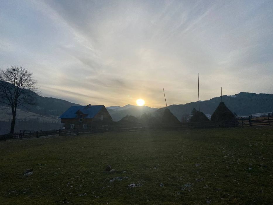 Продам ділянку село Красник 27 соток.