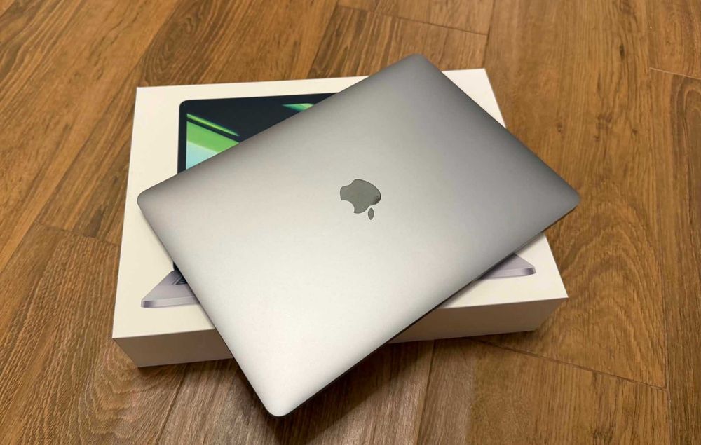  zadbany MacBook Pro M1 2020 A2338 13,3” 8GB 256GB KOMPLET bateria 86% Space Gray 