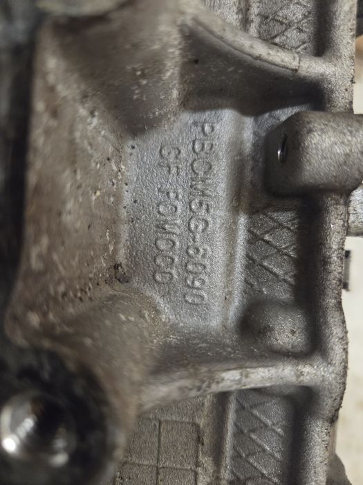 Głowica silnika 1.0ECO BOOST M1DA SFJA pbcm5g 6090