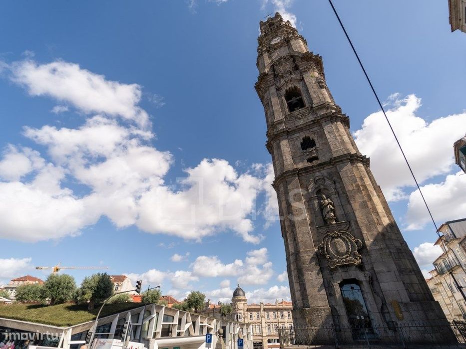 T2 renovado e pronto para habitar no Centro Histórico do Porto