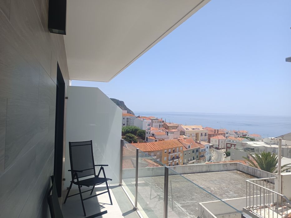 Arrenda se apartamento T1 em Sesimbra