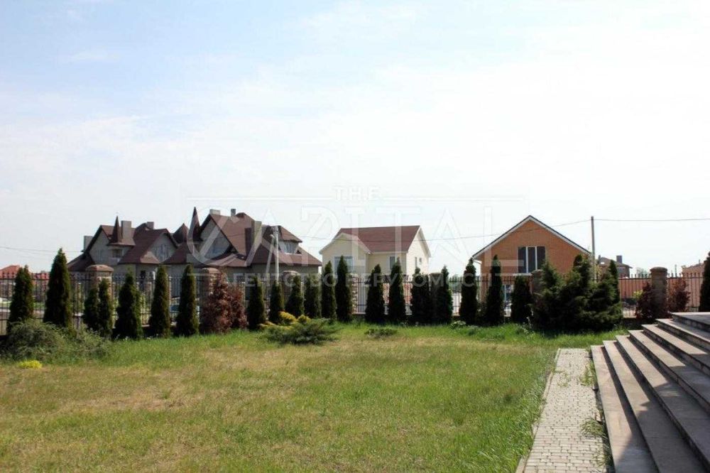 Продаж будинку Вишеньки