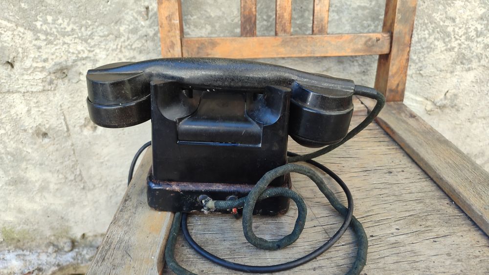 Телефон 50 років