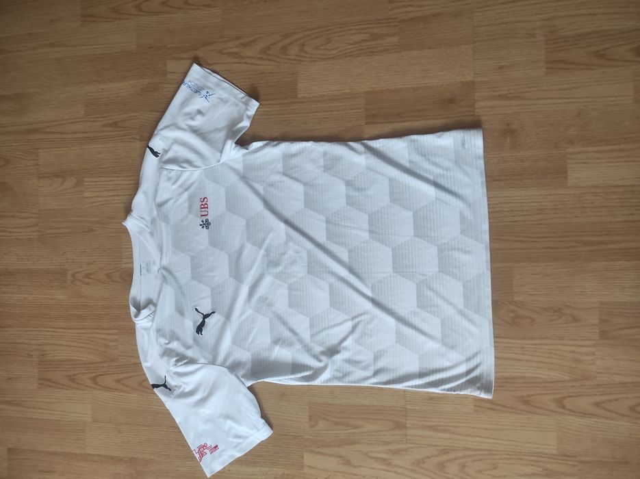 Футболка оригінал від фірми  Puma білого кольору