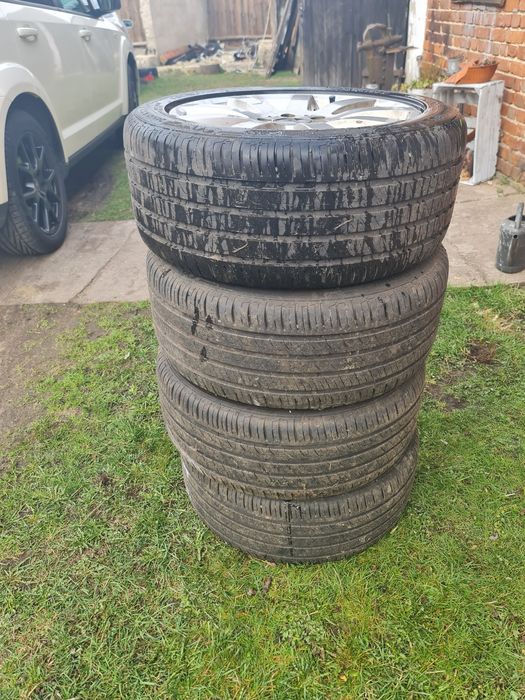 Sprzedam opony letnie z Mercedesa