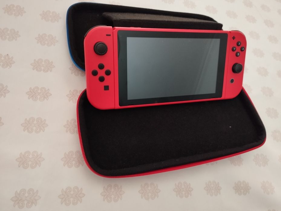 Nintendo Switch Mário Red & Blue Edition • Édition Mario (rouge et bleu)