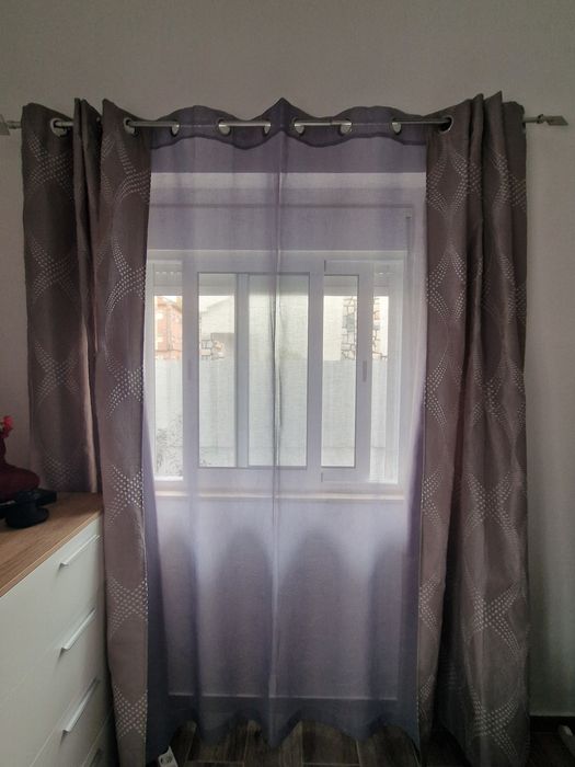 2 sets of curtains