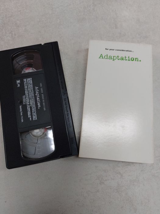 Adaptation. Kaseta vhs