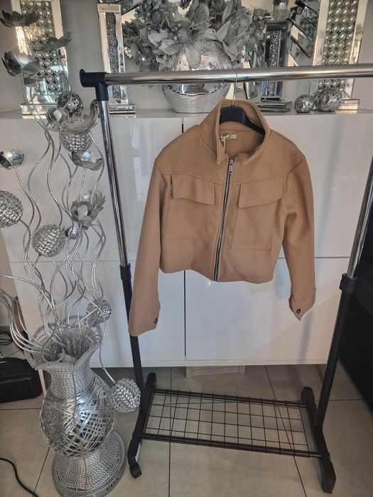 Bolerko , bomberka karmel Nowa