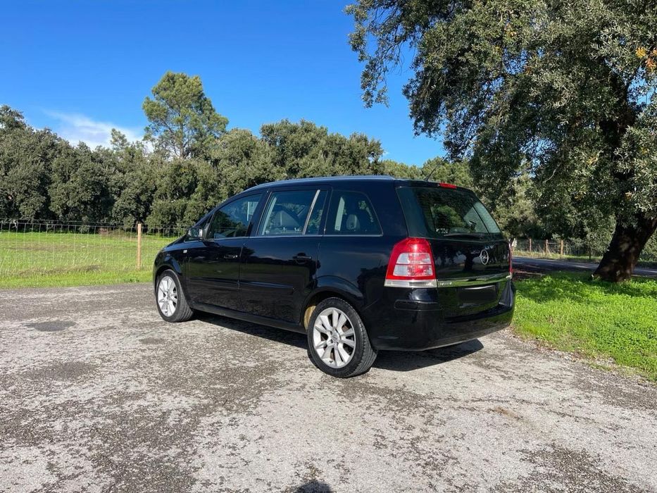 Opel Zafira 2008 foto 4
