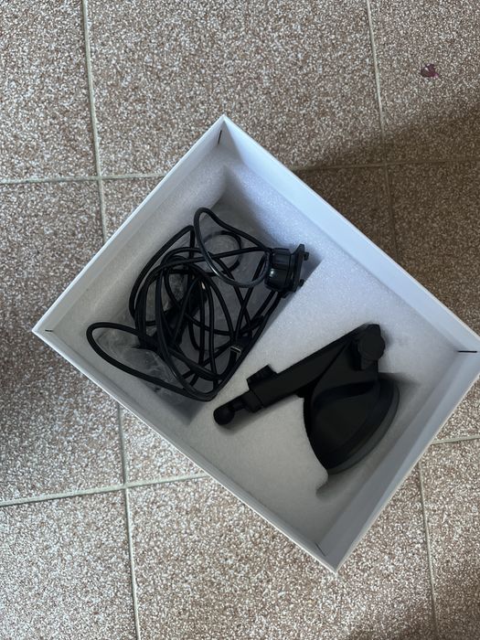 Tablet do auta Esscoo