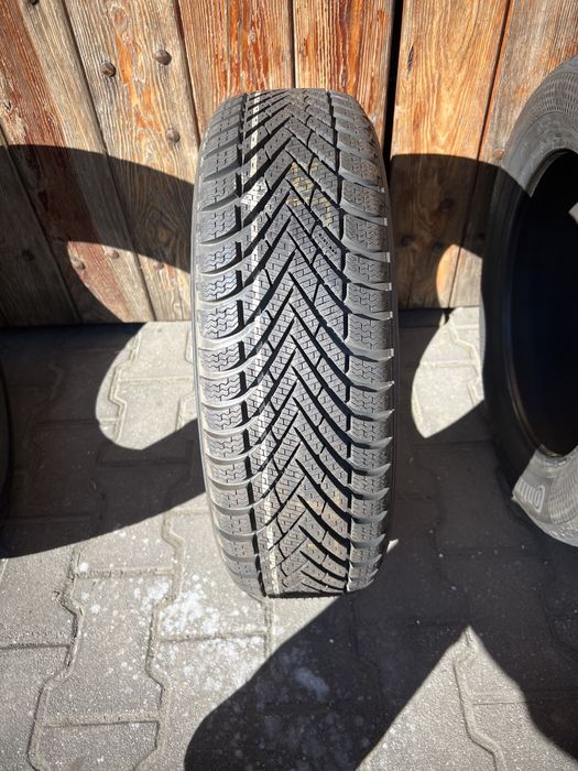 #Opona pirelli 185/65/15 pojedynka