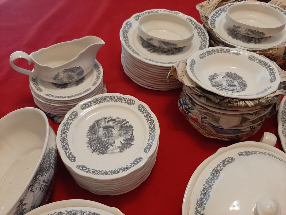 Serviço  de jantar de Sacavem