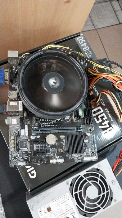 ☆超お得なおまけ付☆Intel core i5 6500×3＆メモリ×6 Amazon.co.jp: Intel CPU Core i5-6500 3.2GHz 6Mキャッシュ 4