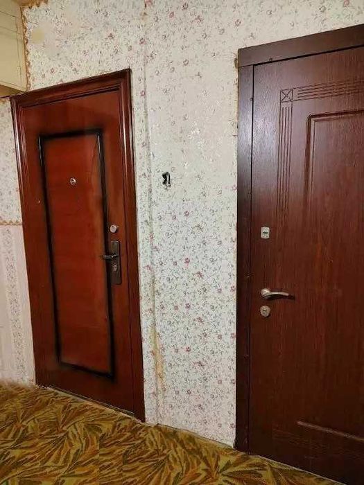 Кімната в квартирі Князя Володимира Великого Балкон 3 сусіда Терміново