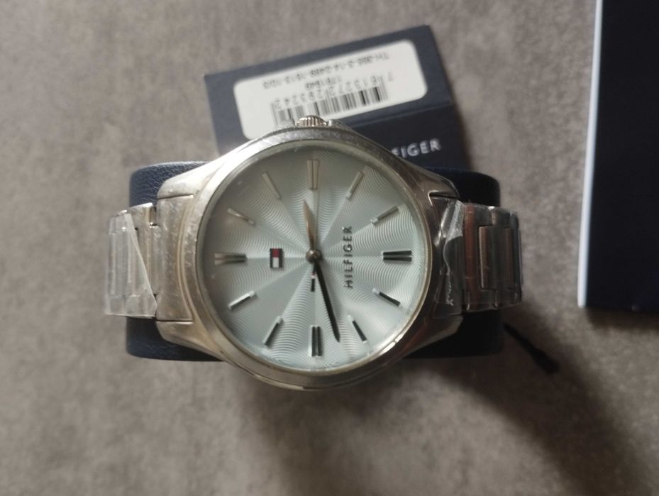 Tommy Hilfiger Damski ,Zegarek na Rękę, Srebrny, 35 mm