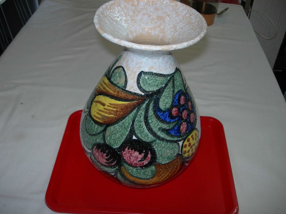 Jarra Solitário de Louça.