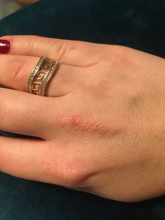 śliczny pierścionek złoty ala versace próba 585, 3,08 gram