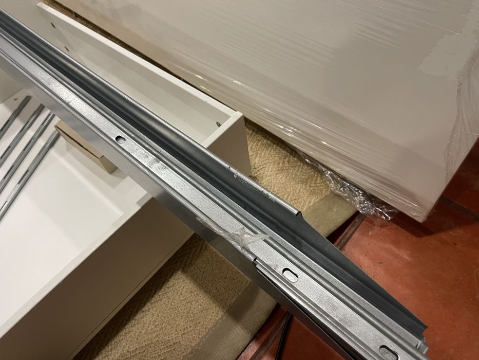 Cama Ikea Malm (incompleta)