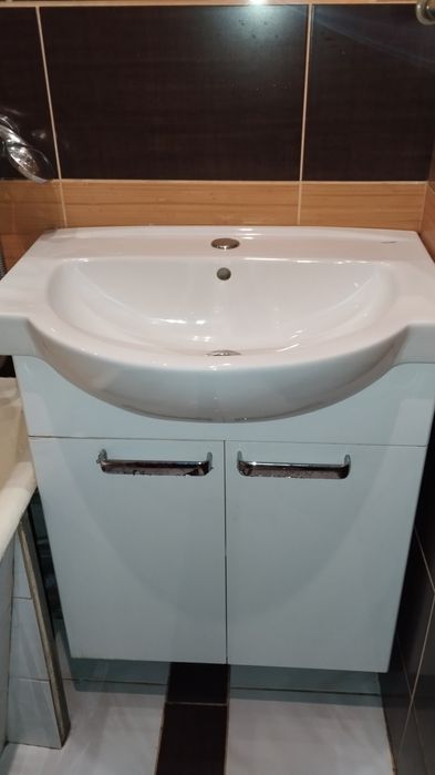 Генеральная уборка офисов, магазинов, мойка окон, химчистка мебели