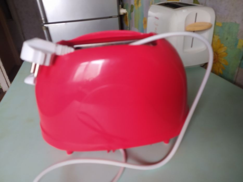 Новый тостер продам