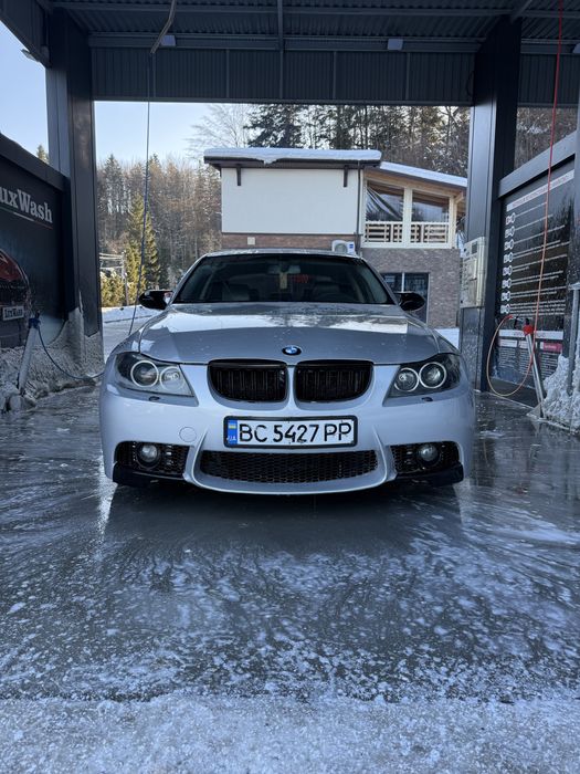 Продам БМВ Е90 2007року