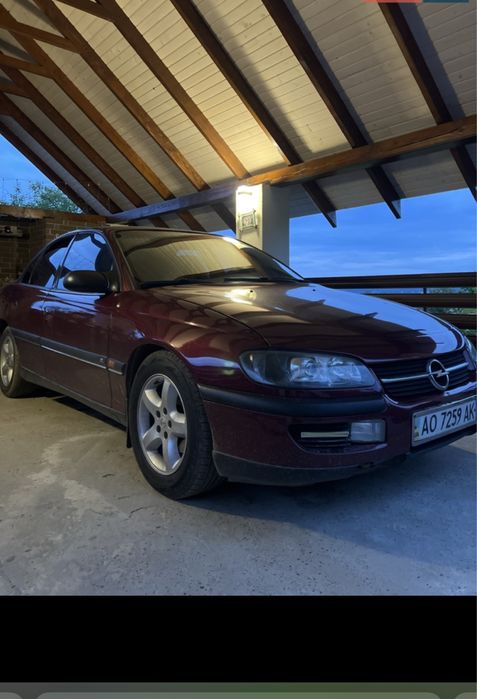 Opel omega b 2000 рік 2 л бензин