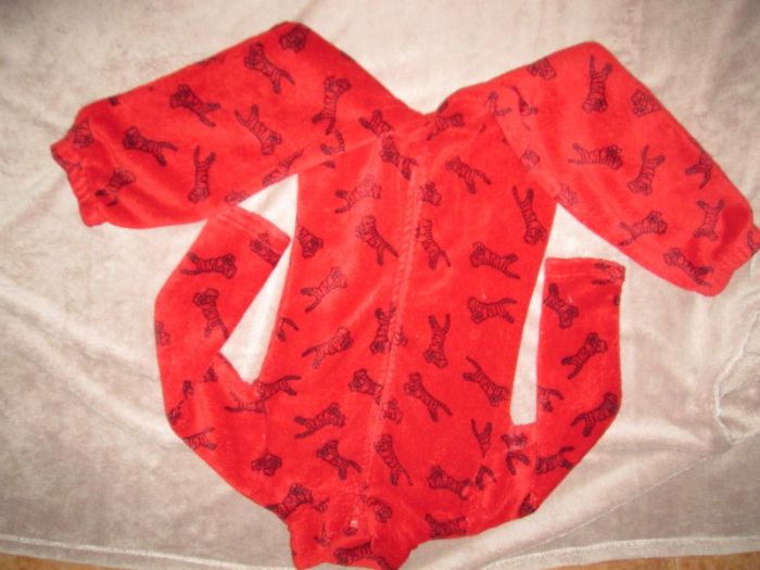 Calças e camisolas e pijamas 10 anos