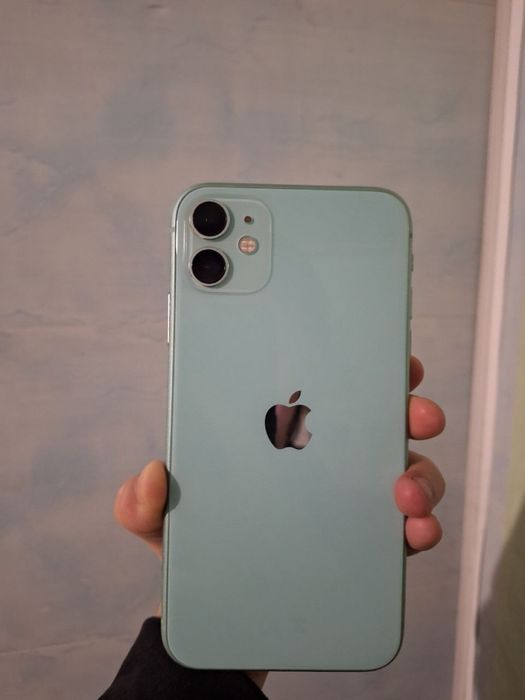 iPhone 11 128 gb продам або обміняю на 13/13pro
