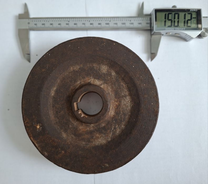 Koło pasowe jednopasowe średnica fi150mm, otwór fi 28mm