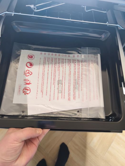 Mini piekarnik elektryczny