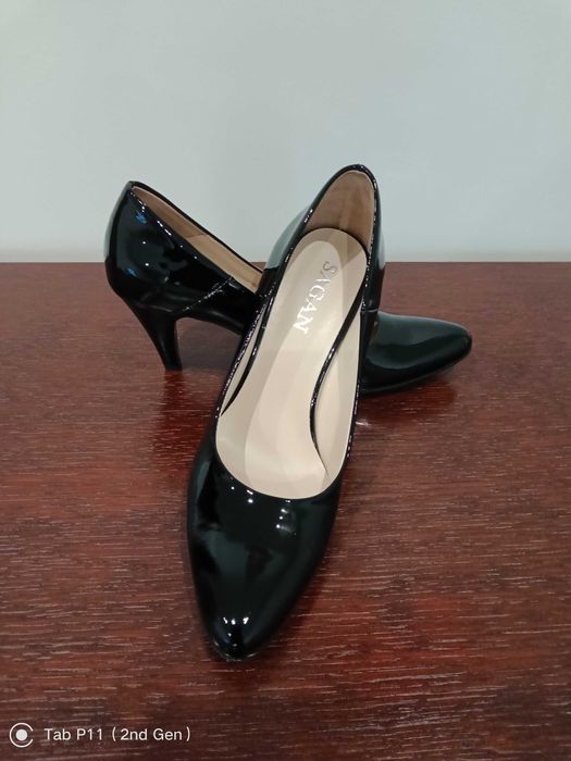 Eleganckie szpilki z firmy Sagan rozm.39