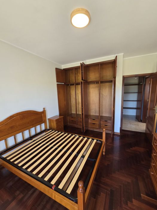 T1 (mobilado)Av Francelos, VNGAIA