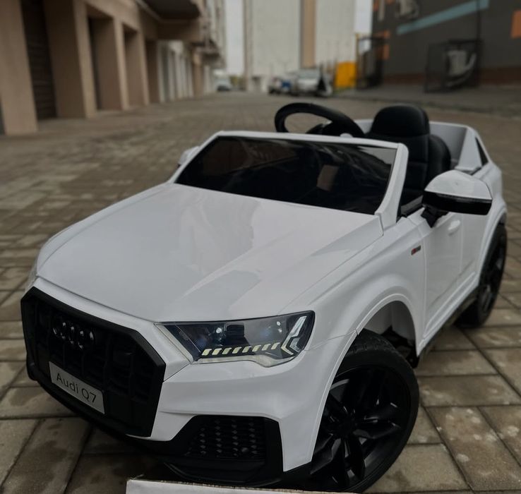 Детский электромобиль Ауди Q7 дитячий електромобіль на ева резині