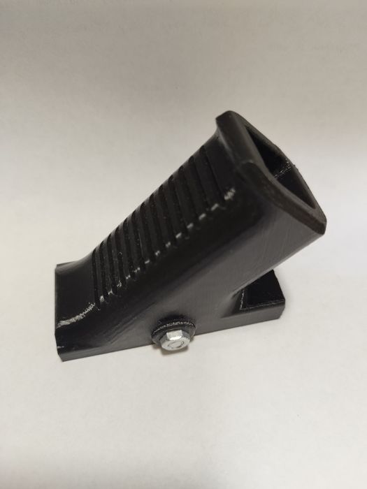 Chwyt przedni picatiny ris 22mm