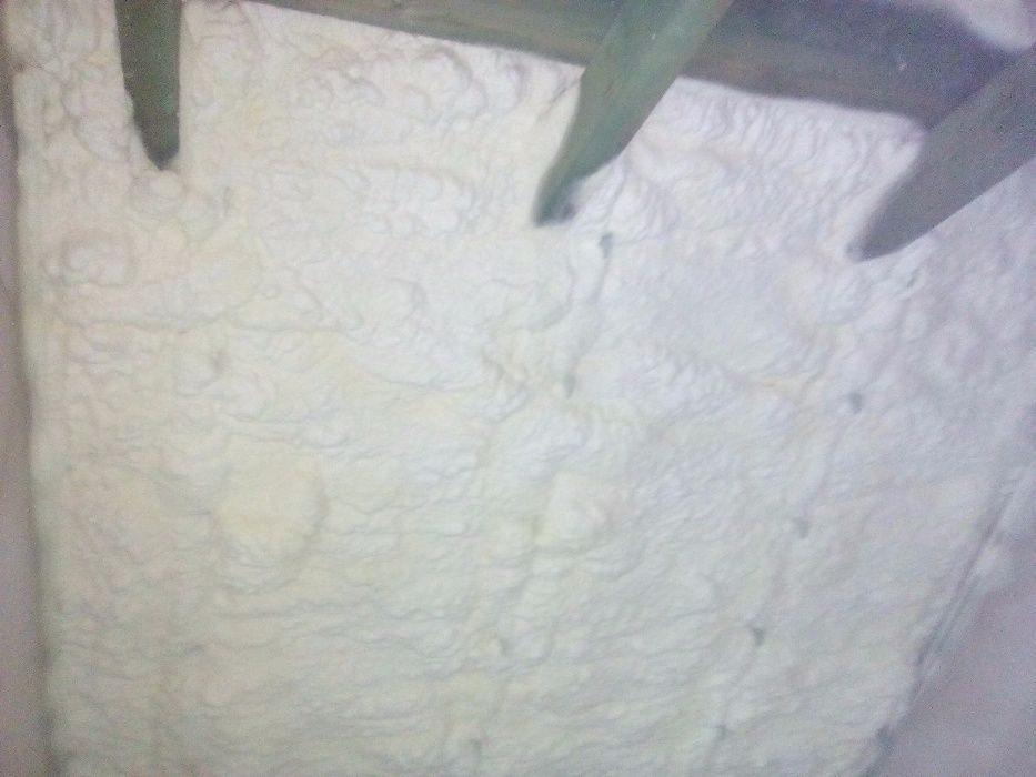 Ocieplenie pianka PUR natrysk poddasza pianowanie piana