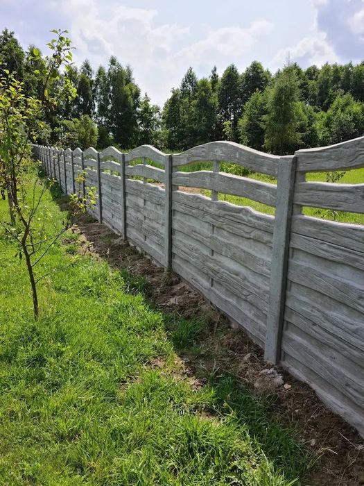 Ogrodzenia, garaże, wiaty, budynki z płyt betonowych