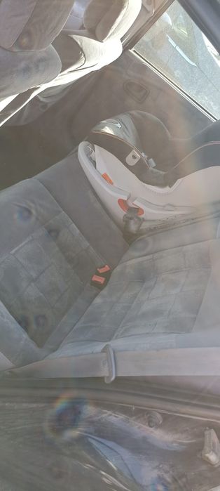 Renault Mégane 1.9 (Diesel) - Ano 2000 - Versão RXE (Para Reparar / Vendo Como Está)
Qualquer coisa estou ao dispor.