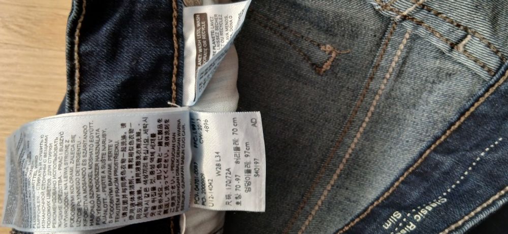 Levis damskie spodnie jeansowe 28/34