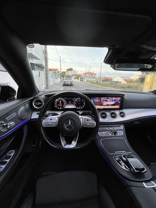 Mercedes Benz  E300d AMG 245cv